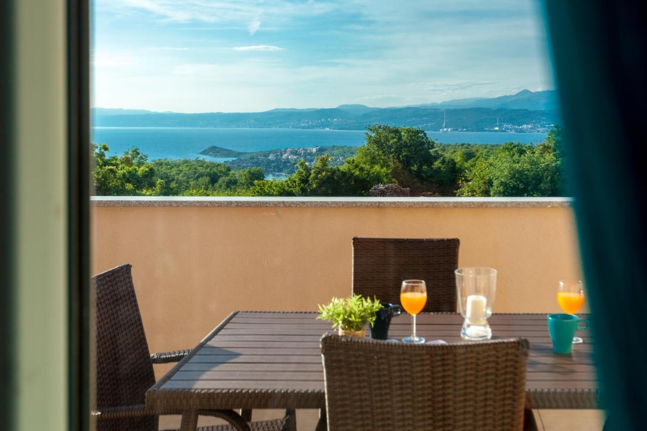 Apartments Didi Омишаль Екстер'єр фото