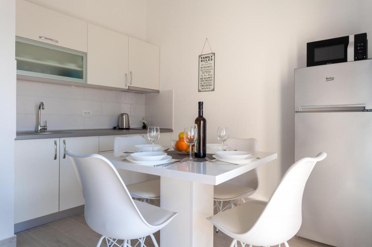 Apartments Didi Омишаль Екстер'єр фото