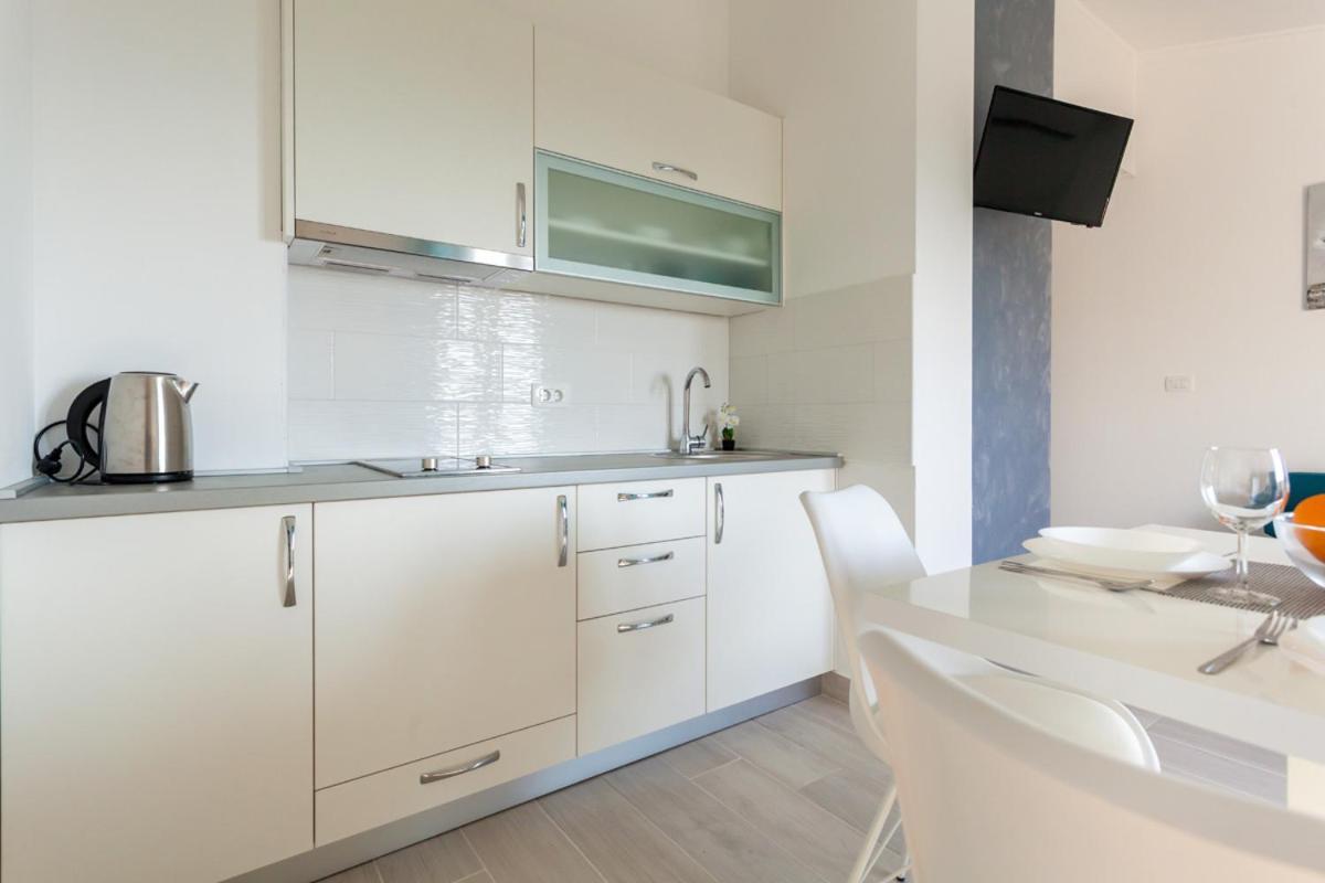 Apartments Didi Омишаль Екстер'єр фото